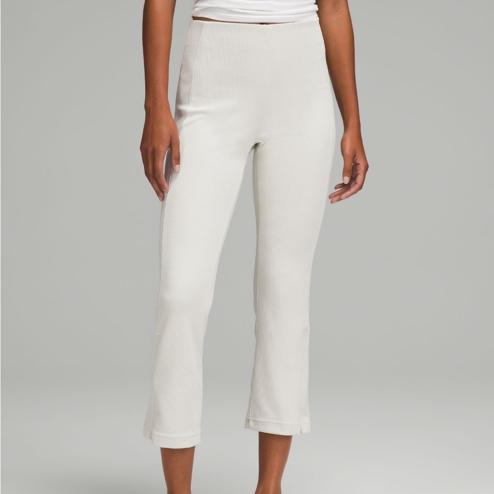 Lululemon Ribbed Softstreme Zip-Leg High-Rise Cropped Pants 12 LIKE NEW